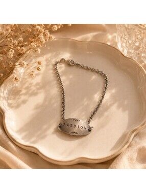 Vintage EMILY Ito Sterling Silver “PRECIOUS” Oval bar Chain Bracelet Size 7.25